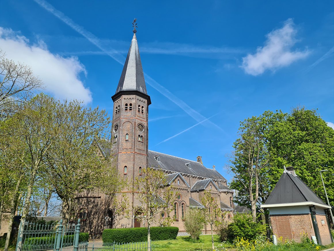 Harpe Davids meets Sint Radboud, Music makes friends header